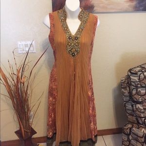 Sleeveless Anarkali Kameez